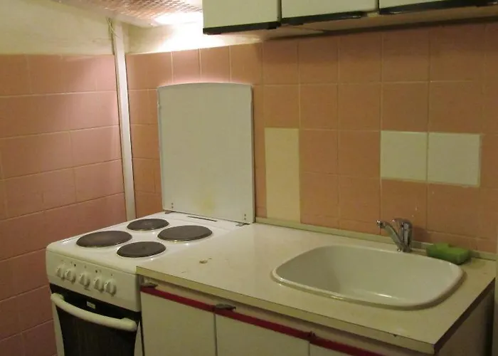 ホステル モドラ