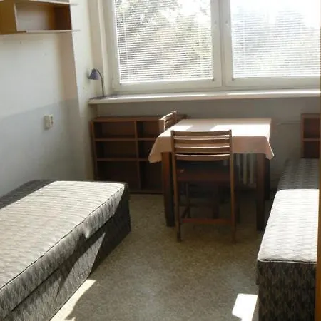 Hostel Modrá